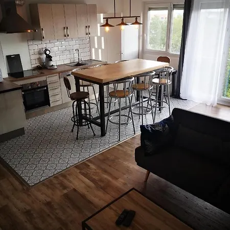 Appartement Rocking On The Wood *